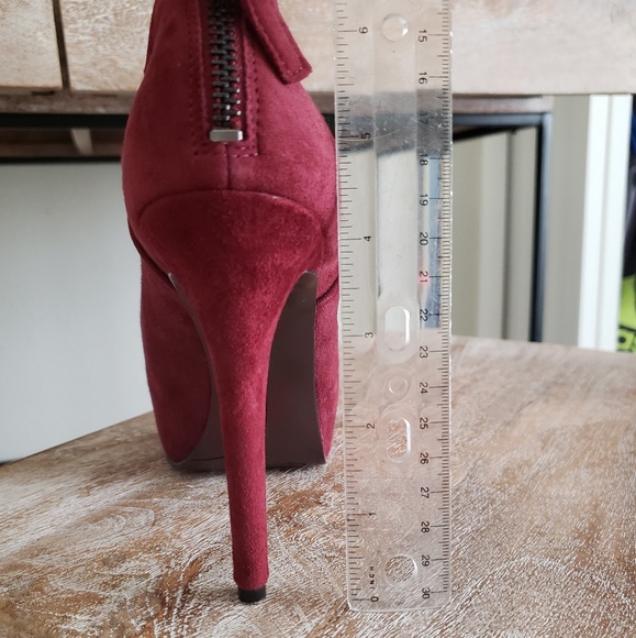 Booties heels - Picture 7 of 7